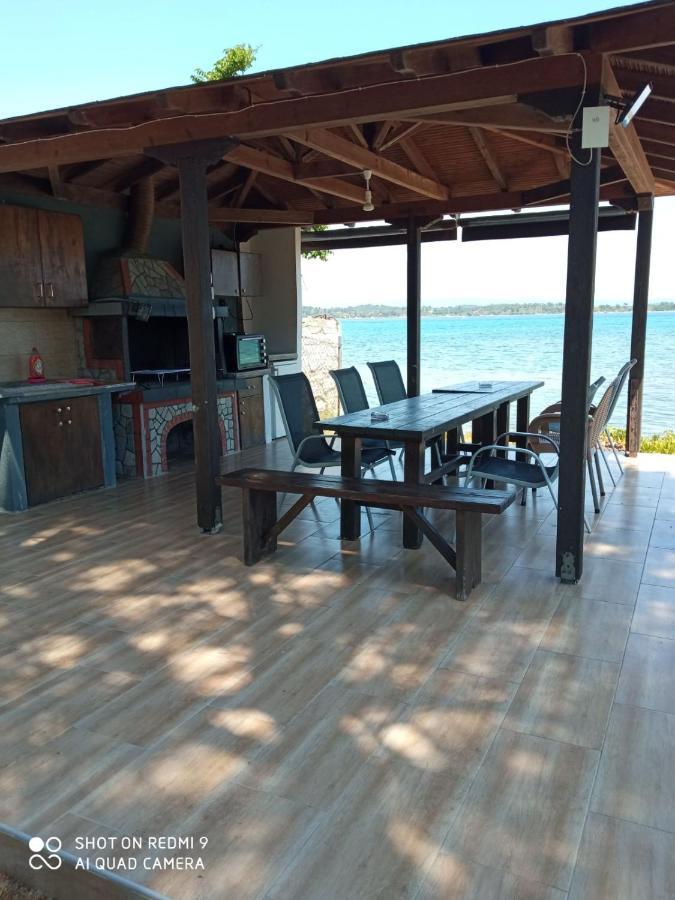 Studios Efi Beach Vourvourou Exterior photo