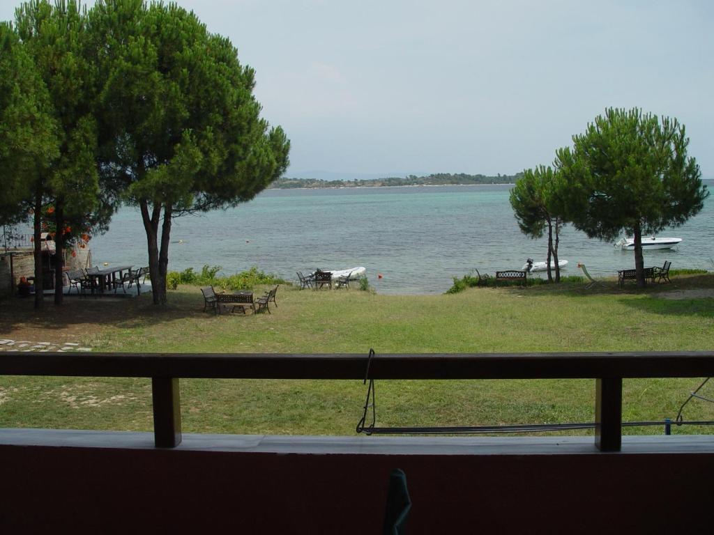 Studios Efi Beach Vourvourou Room photo